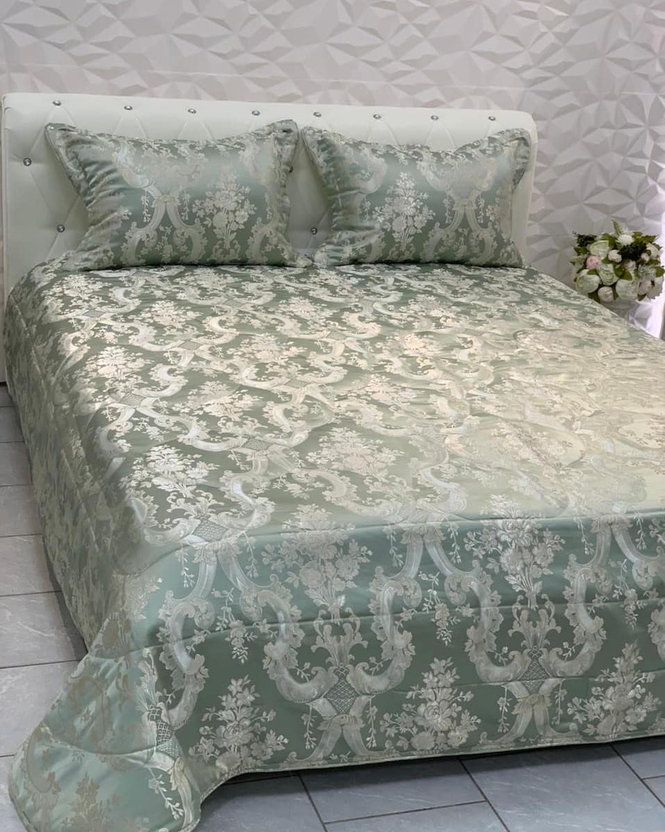 Shingai Velvet Complete Set 9 Pcs – Luxury Bedding Set