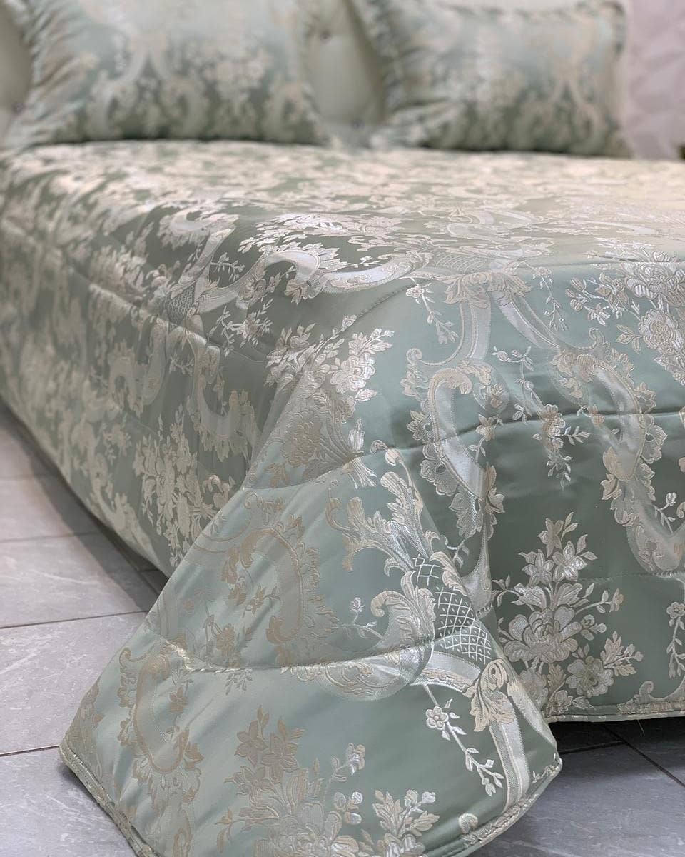 Shingai Velvet Complete Set 9 Pcs – Luxury Bedding Set