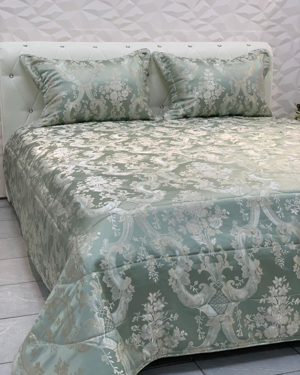 Shingai Velvet Complete Set 9 Pcs – Luxury Bedding Set