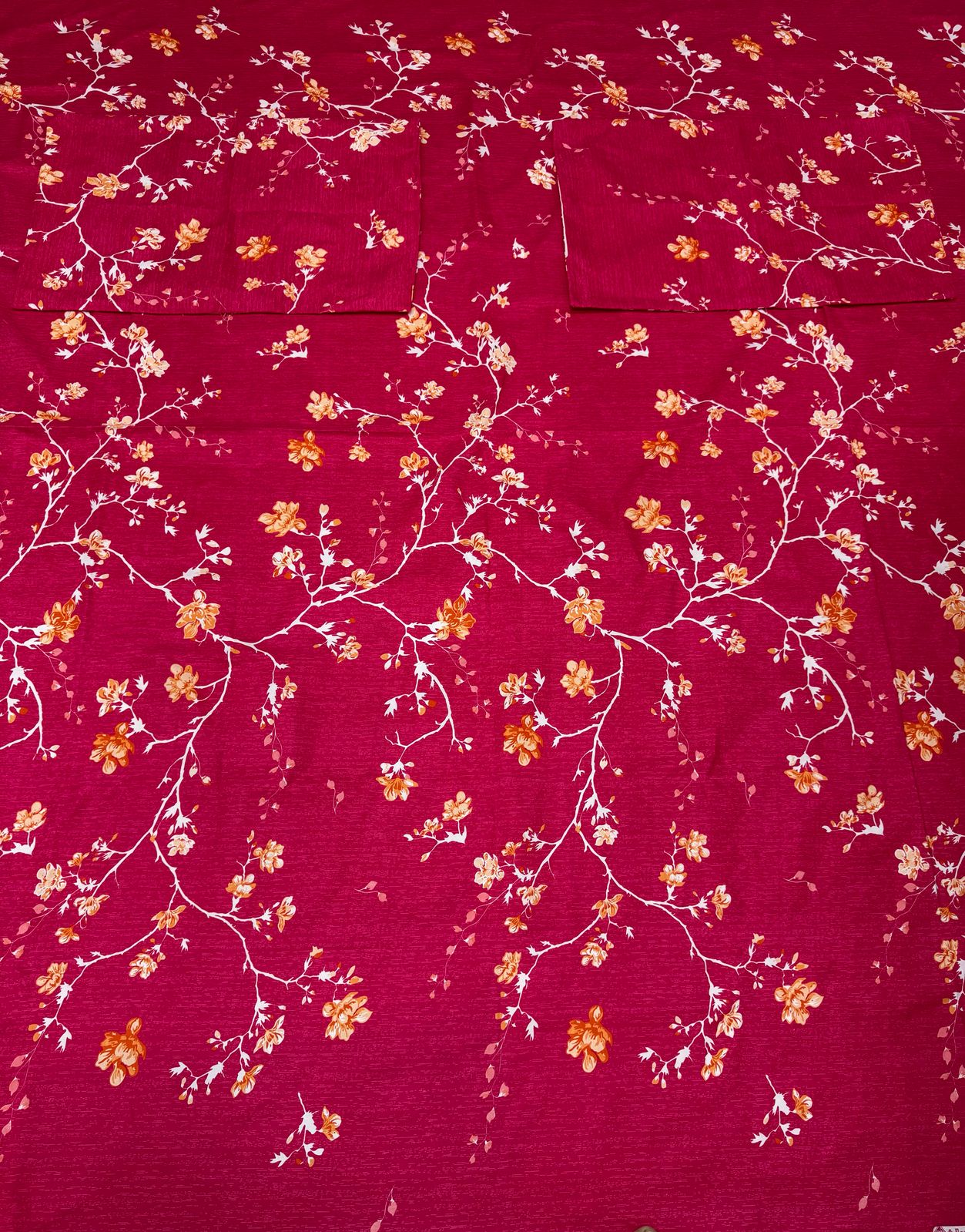 King Size Bedsheet with 2 Pillow Covers