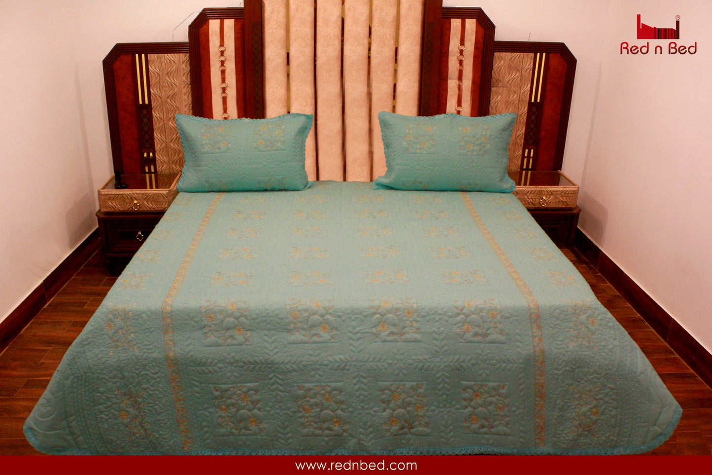 Luxury Quilted Bedsheet 3-Piece Set with Imritree.