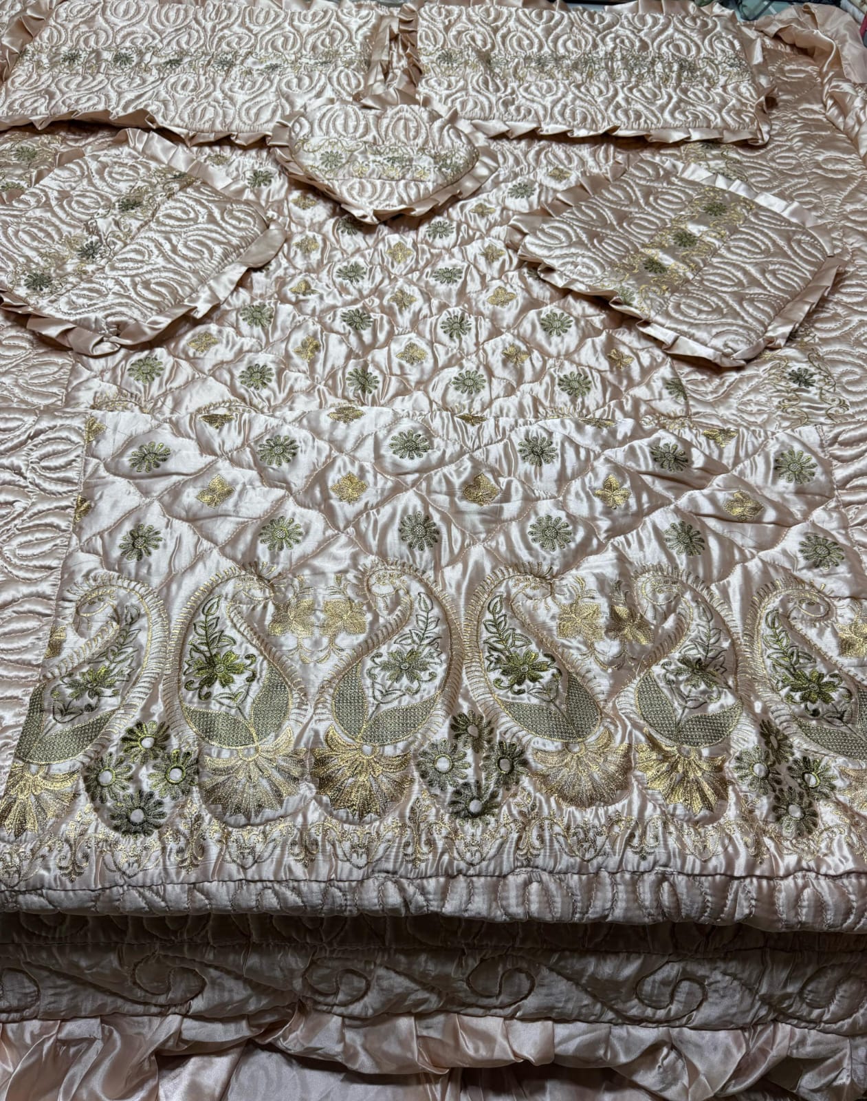 Luxury 9-Piece Mulberry Silk Comforter Set