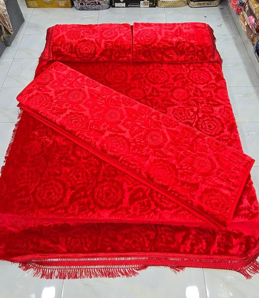 High Quality Embossed Blanket Set 4 Piece Double Size |